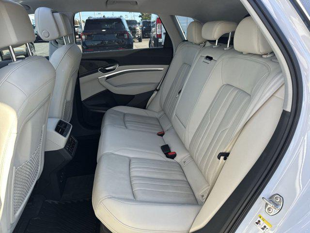 2024 Audi e-tron Premium Plus quattro