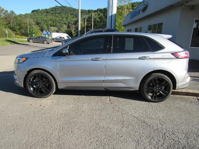 2024 Ford Edge ST