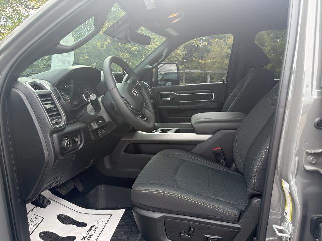 2026 Ram 2500 Big Horn Crew Cab 4x4 64 Box