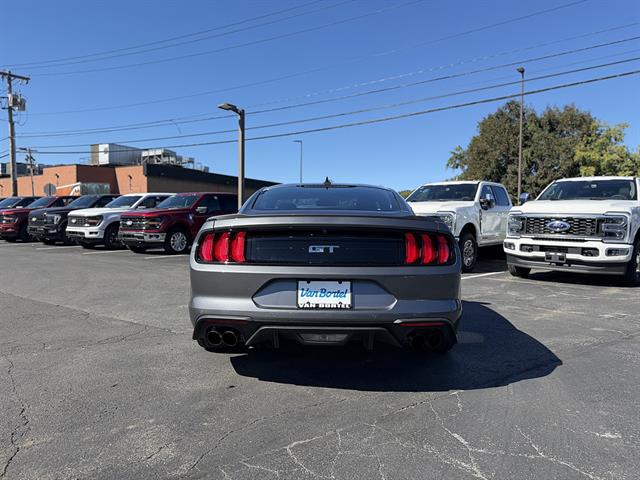 2021 Ford Mustang GT Fastback