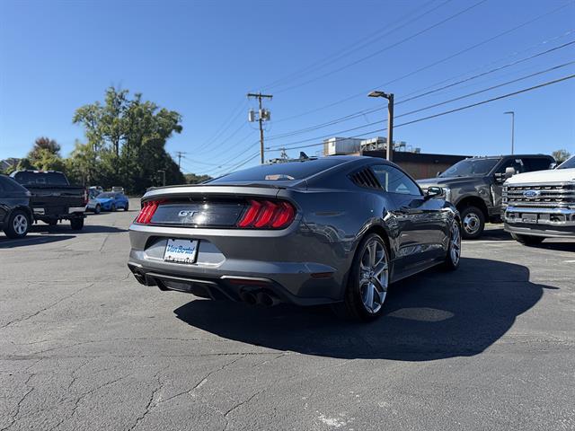2021 Ford Mustang GT Fastback