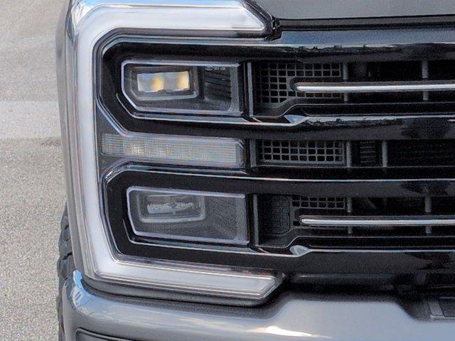2025 Ford F-350 Platinum
