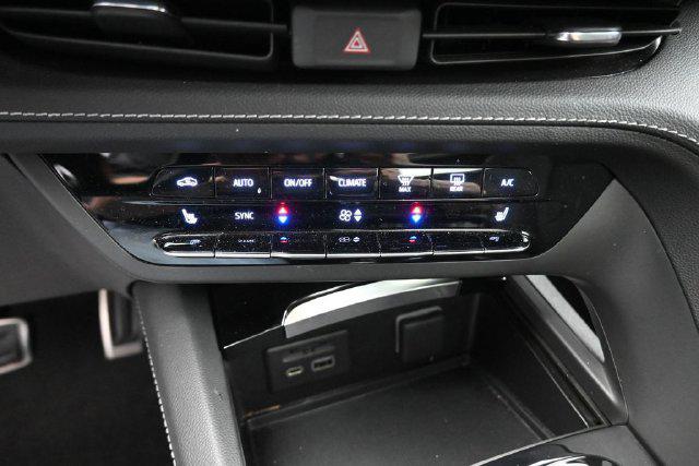 2023 Buick Envision Essence AWD