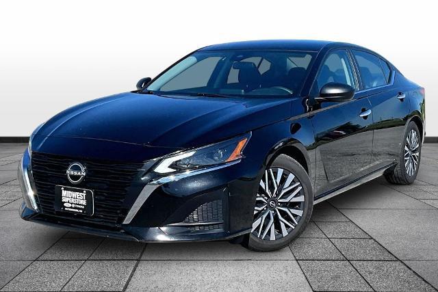 2024 Nissan Altima SV FWD for sale in Hutchinson, KS