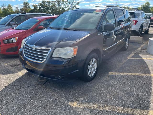 2010 Chrysler Town & Country Touring for sale in Sterling Heights, MI