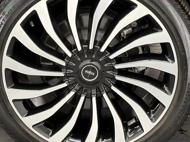 2023 Lincoln Nautilus Black Label