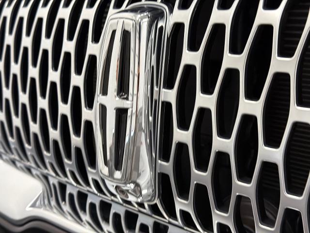 2023 Lincoln Nautilus Black Label