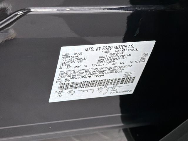 2023 Lincoln Nautilus Black Label