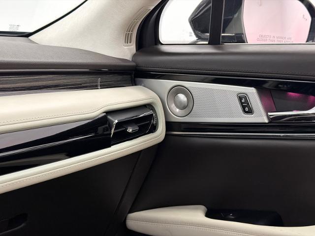 2023 Lincoln Nautilus Black Label
