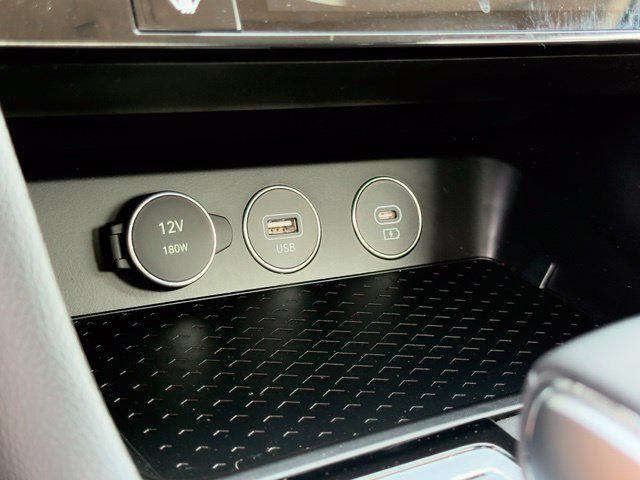 2026 Genesis G70 2.5T RWD