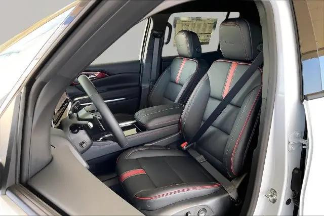 2027 Chevrolet Traverse FWD RS