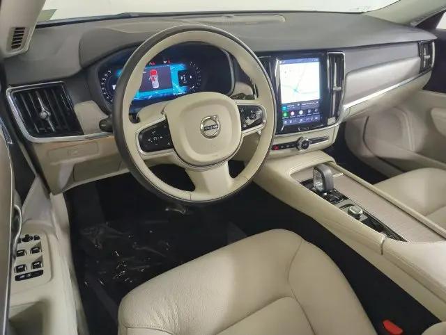 2023 Volvo S90 B6 Plus
