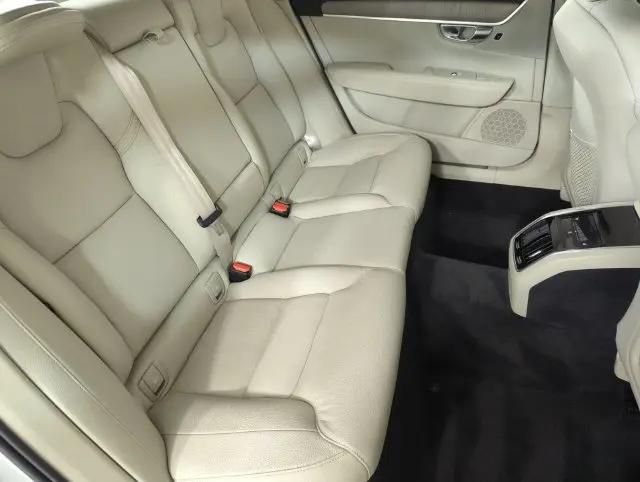 2023 Volvo S90 B6 Plus