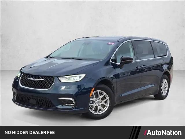 2024 Chrysler Pacifica Touring L for sale in Maitland, FL