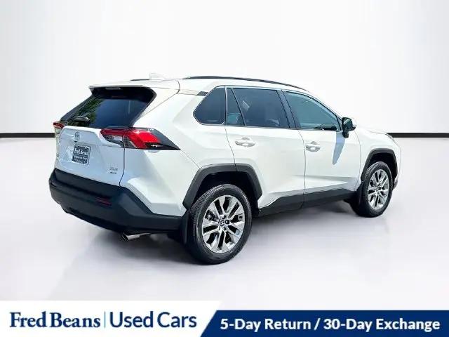 2021 Toyota RAV4 XLE Premium