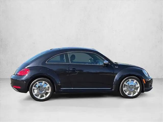 2013 Volkswagen Beetle 2.5L Fender Edition