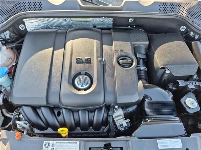 2013 Volkswagen Beetle 2.5L Fender Edition