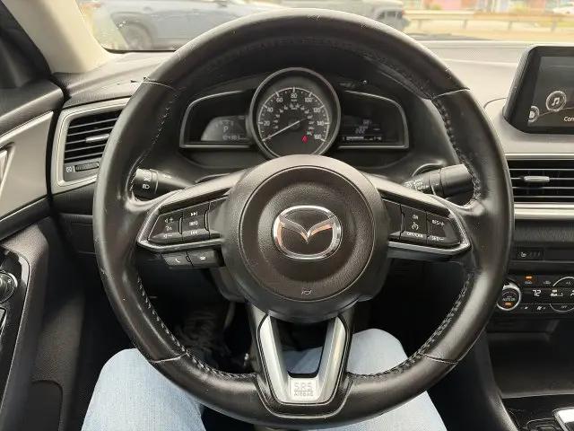 2018 Mazda Mazda3 Touring
