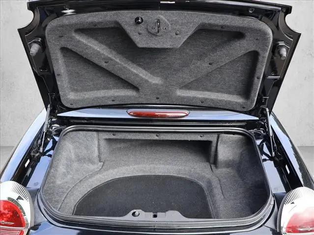 2002 Ford Thunderbird Premium