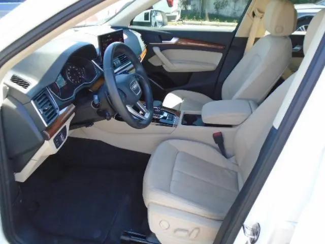 2023 Audi Q5 Premium 40 TFSI quattro S tronic