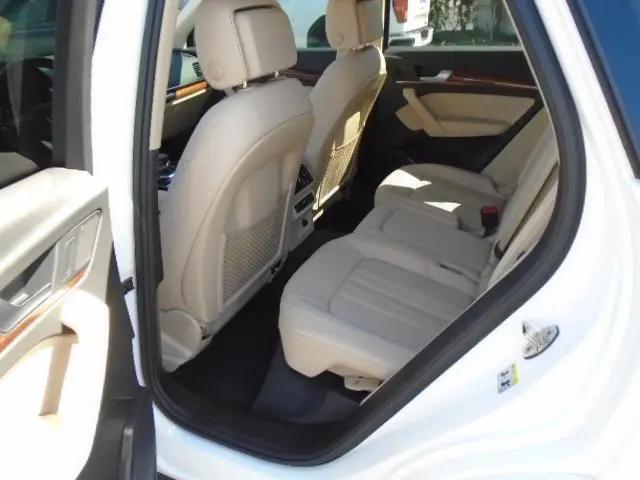 2023 Audi Q5 Premium 40 TFSI quattro S tronic