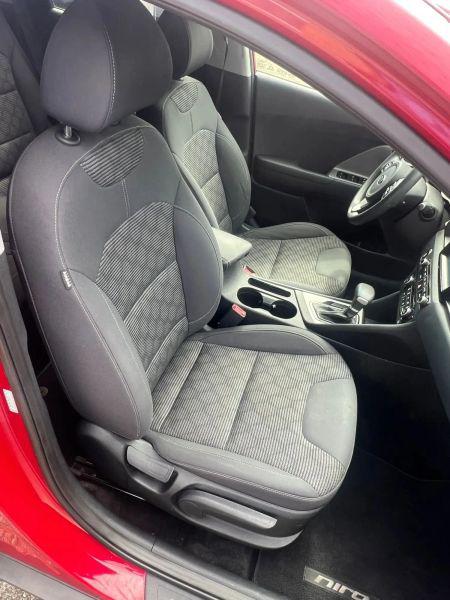 2017 Kia Niro LX