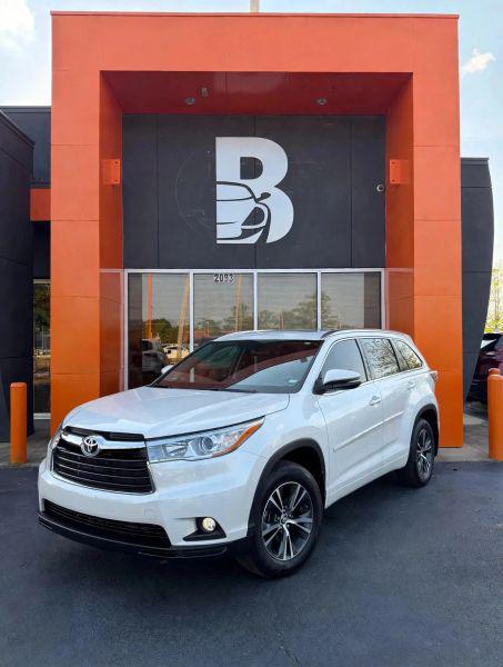 2016 Toyota Highlander XLE V6 for sale in Memphis, TN