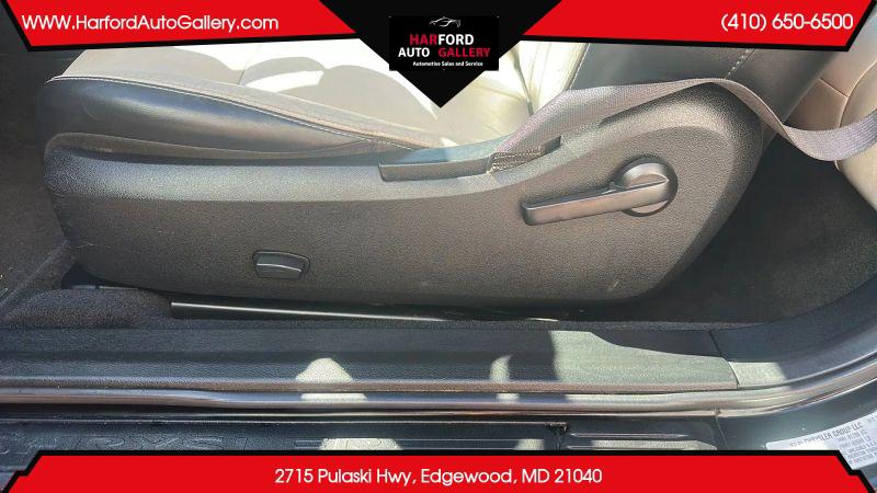 2013 Chrysler 200 Limited