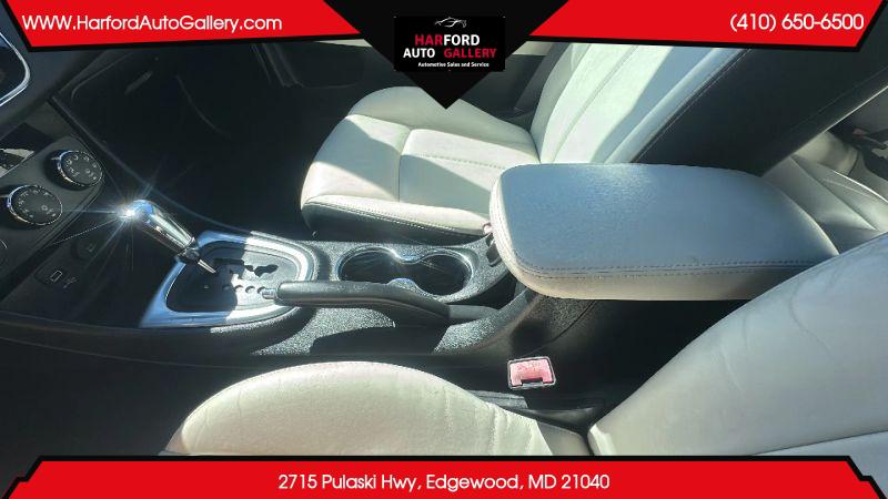 2013 Chrysler 200 Limited