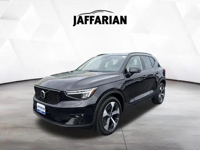 2025 Volvo XC40 B5 Plus Dark Theme for sale in Haverhill, MA