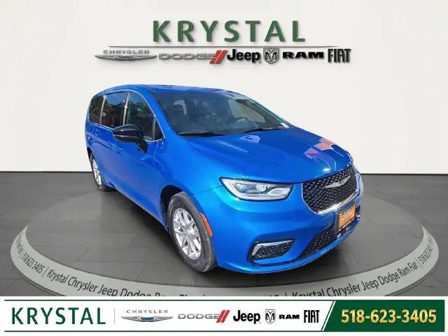 2026 Chrysler Pacifica Select for sale in Warrensburg, NY