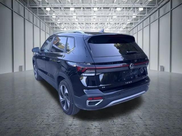 2026 Volkswagen Taos SE