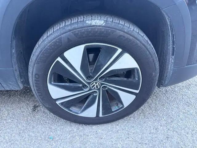 2026 Volkswagen Taos SE