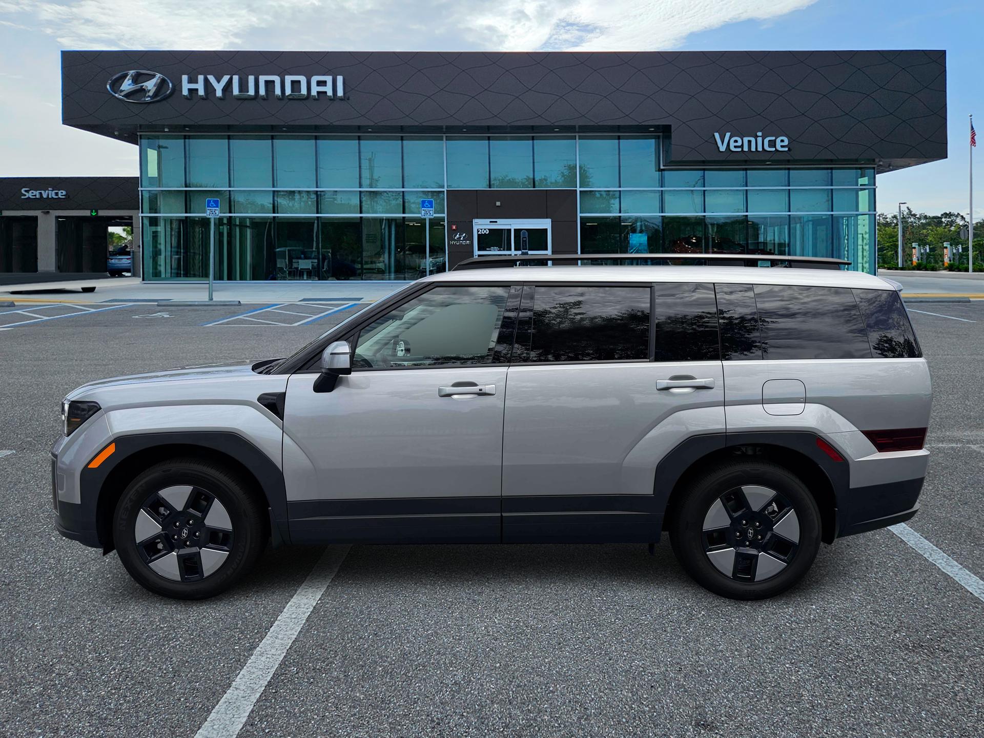 2027 Hyundai SANTA FE HYBRID SEL - Image 3