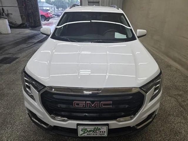 2024 GMC Terrain AWD SLE