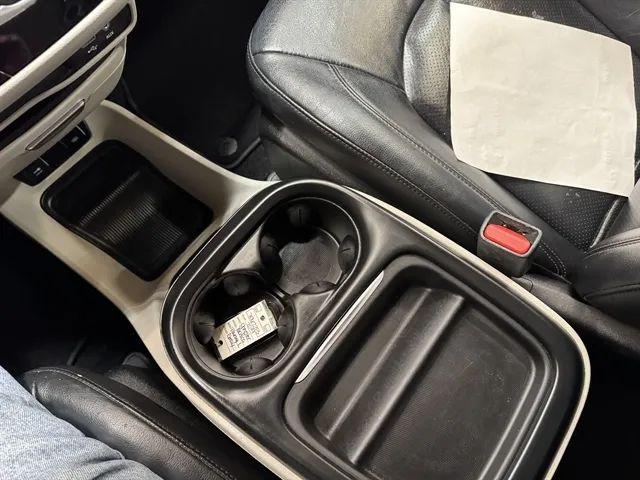 2019 Chrysler Pacifica Touring L