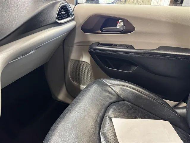 2019 Chrysler Pacifica Touring L