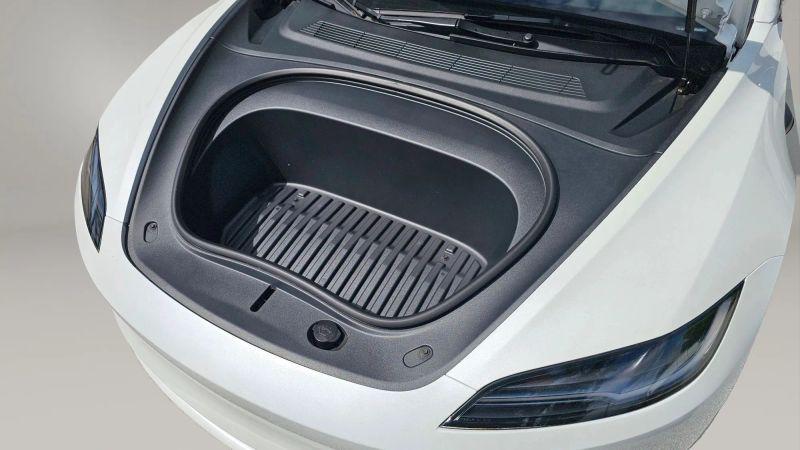 2025 Tesla Model 3 Long Range Rear-Wheel Drive