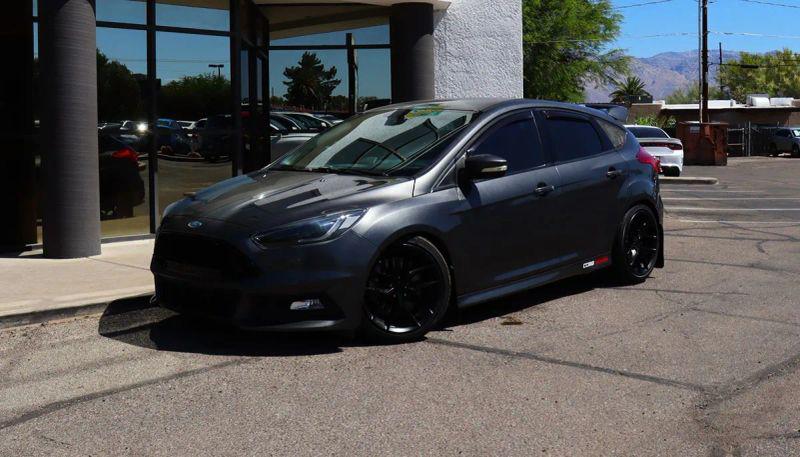 2018 Ford Focus ST