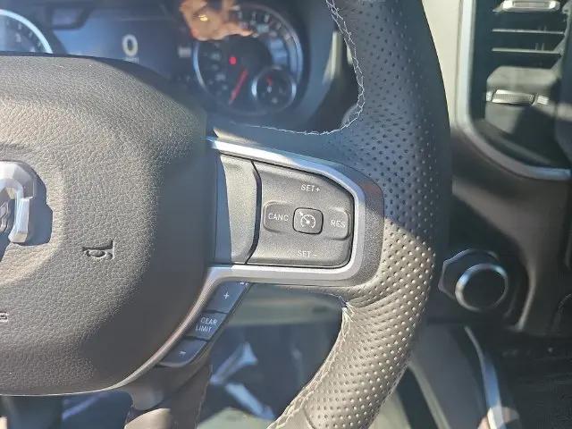 2019 Ram 1500 Big Horn/Lone Star Crew Cab 4x4 57 Box