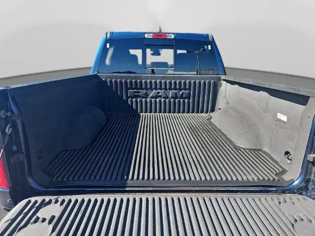 2019 Ram 1500 Big Horn/Lone Star Crew Cab 4x4 57 Box