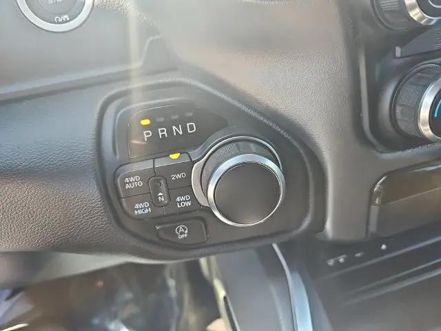 2019 Ram 1500 Big Horn/Lone Star Crew Cab 4x4 57 Box