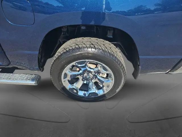 2019 Ram 1500 Big Horn/Lone Star Crew Cab 4x4 57 Box