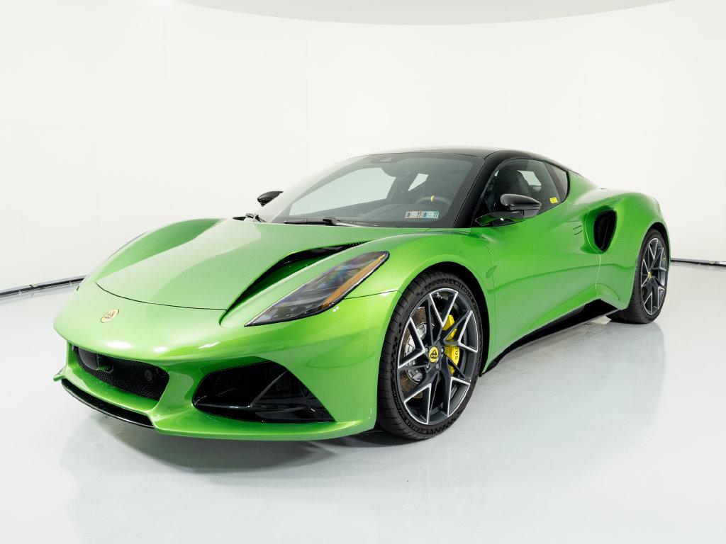 2027 Lotus Emira Turbo SE - Photo 8