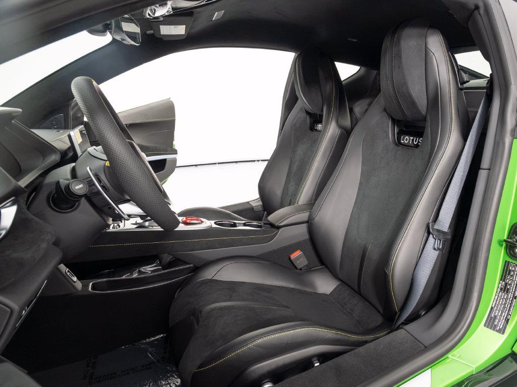 2027 Lotus Emira Turbo SE - Photo 19
