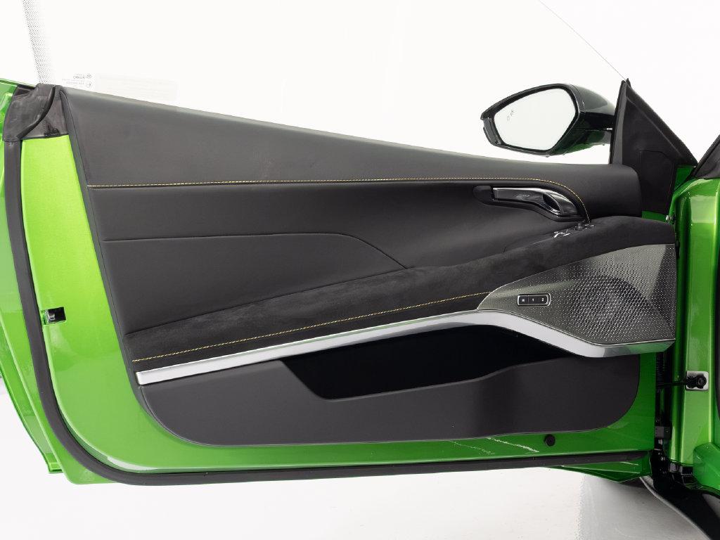 2027 Lotus Emira Turbo SE - Photo 20