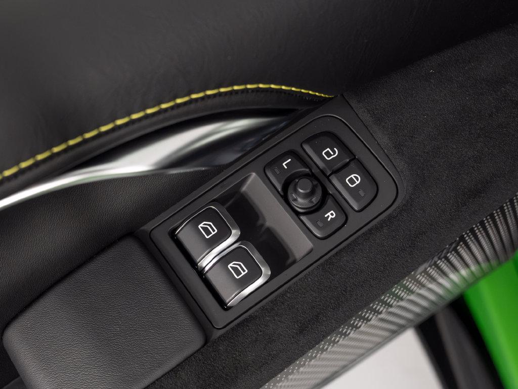 2027 Lotus Emira Turbo SE - Photo 24