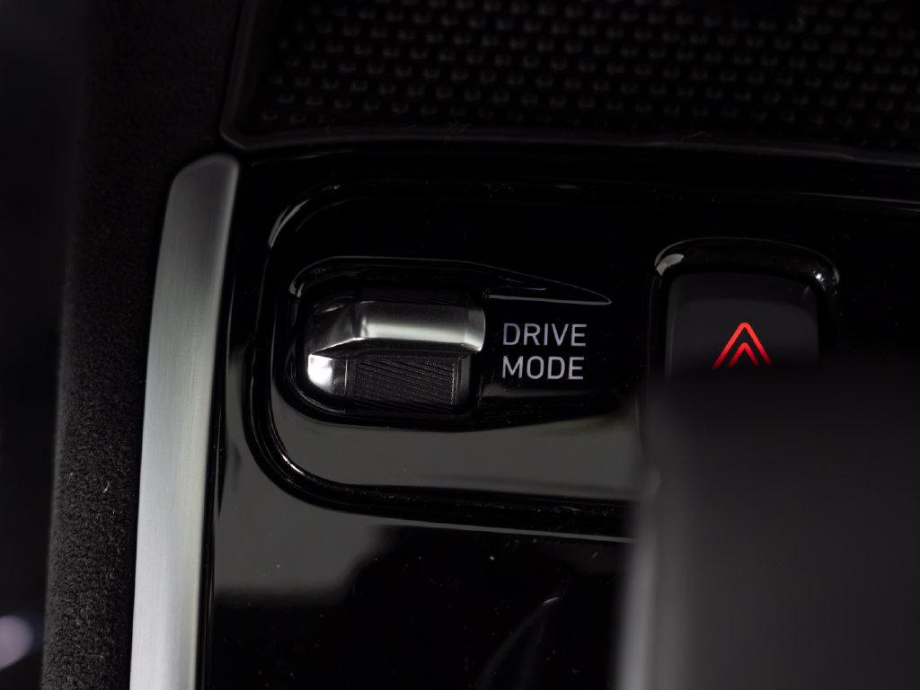 2027 Lotus Emira Turbo SE - Photo 38