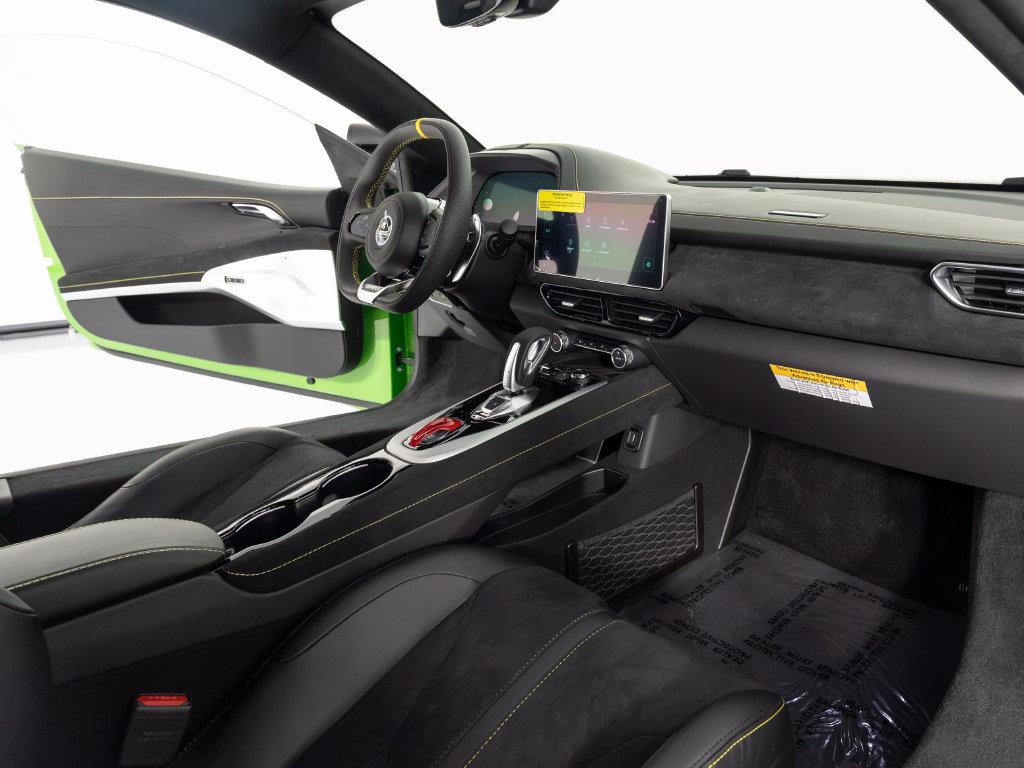 2027 Lotus Emira Turbo SE - Photo 39