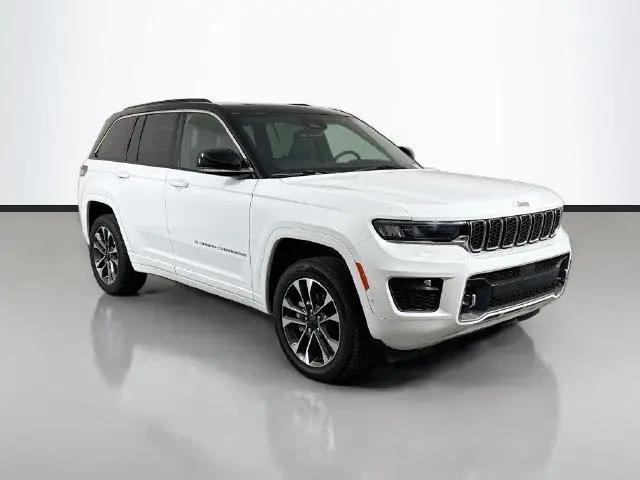 2024 Jeep Grand Cherokee Overland 4x4 for sale in Champaign, IL